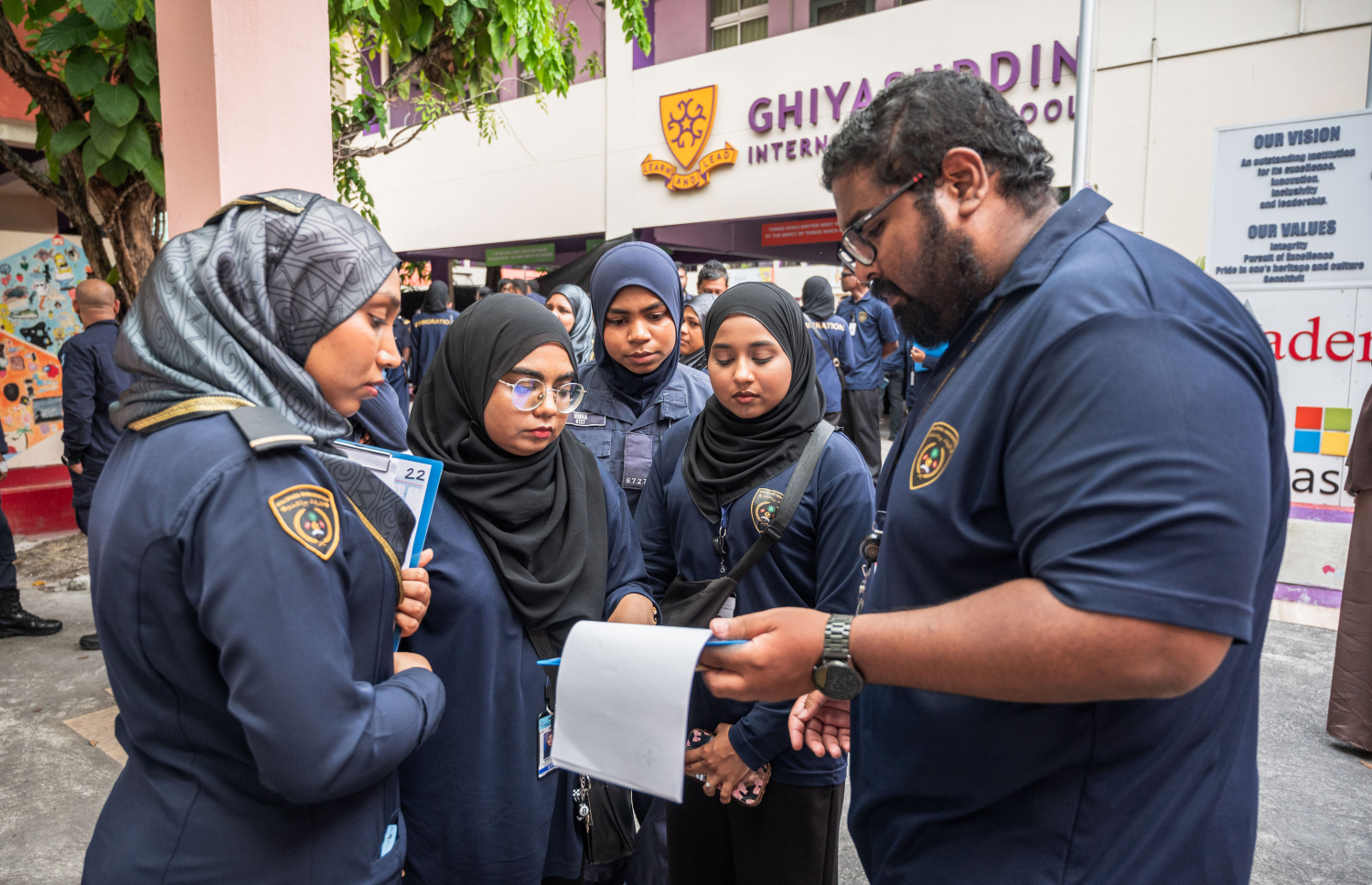 ރާއްޖޭގައި ގަވާއިދާ ހިލާފަށް އުޅޭ ބިދޭސީންނަށް އަމާޒުކޮށް މާލޭގައި ހިންގި އޮޕަރޭޝަން --- ފޮޓޯ/މިހާރު