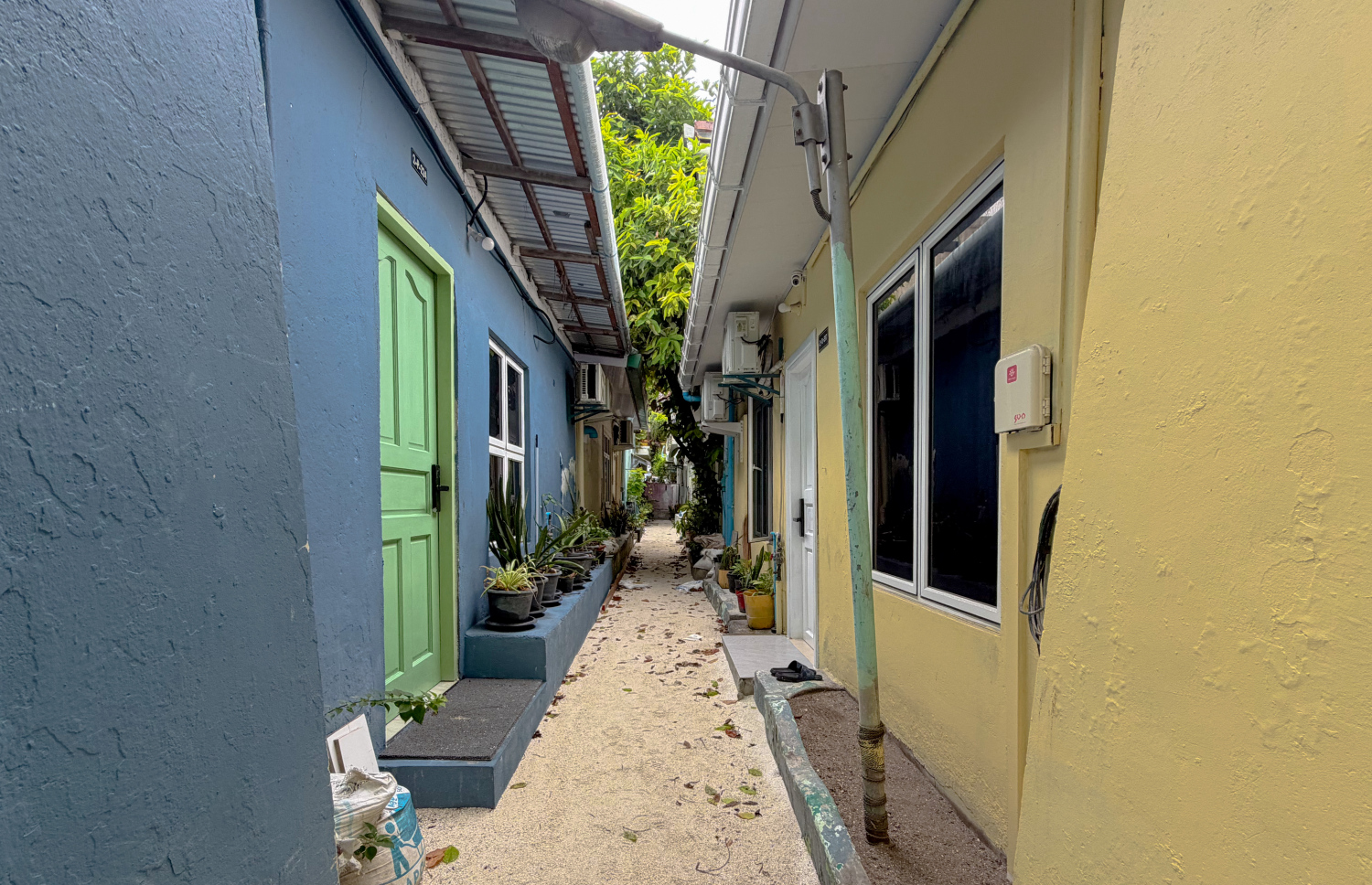 ބަންޑޭރިކޮށީގައި ސިފައިންނަށް ދީފައިވާ ޔުނިޓްތައް-- ފޮޓޯ: ފަޔާޒު މޫސާ | މިހާރު