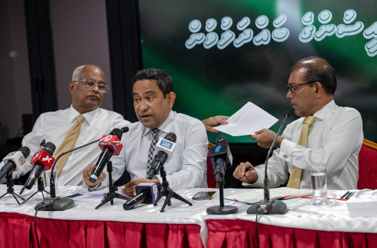 Kureege 3 Raeesun ekugai masakaiy kuravvan ebbasvumeh