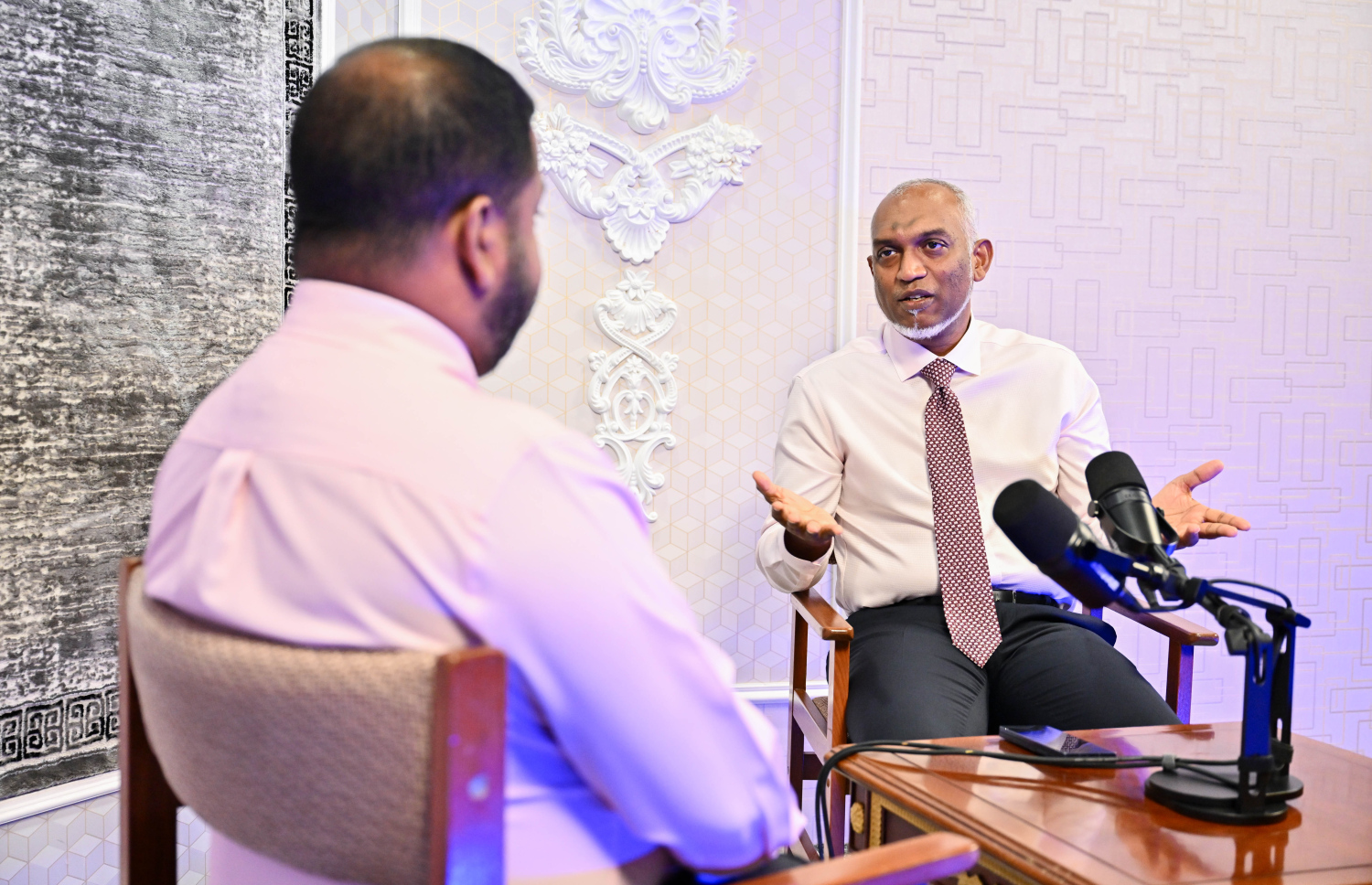 އެ ޕޮޑްކާސްޓުގައި ރައީސް ޑރ. މުހައްމަދު މުއިއްޒު ވާހަކަފުޅު ދައްކަވަނީ.