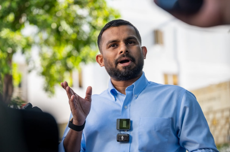 Alhugandu ge mahchah hekkeh neiy, vanee frame koffai: Shamman