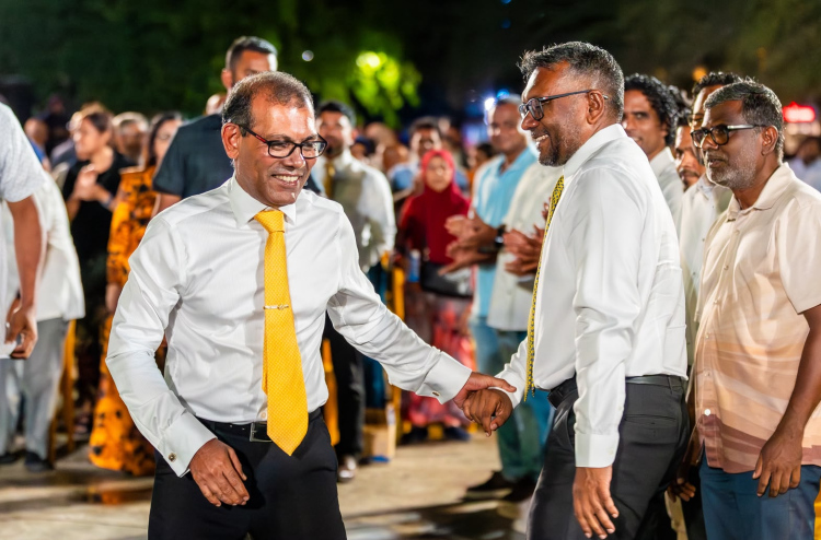 Riyaasee reyhah MDP ge chairperson nukuthun rangalheh noon: Nasheed