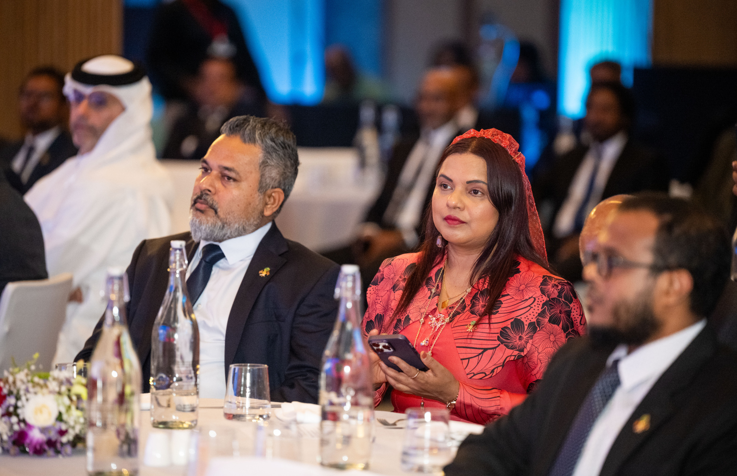 ރާއްޖެއަށް ޕޭޕަލް ތައާރަފްކުރަން ބޭއްވި ޖަލްސާގައި ސަރުކާރުގެ ބައެއް މިނިސްޓަރުން ބައިވެރިވެވަޑައިގަންނަވަނީ --- ފޮޓޯ: ނިޝާން އަލީ | މިހާރު