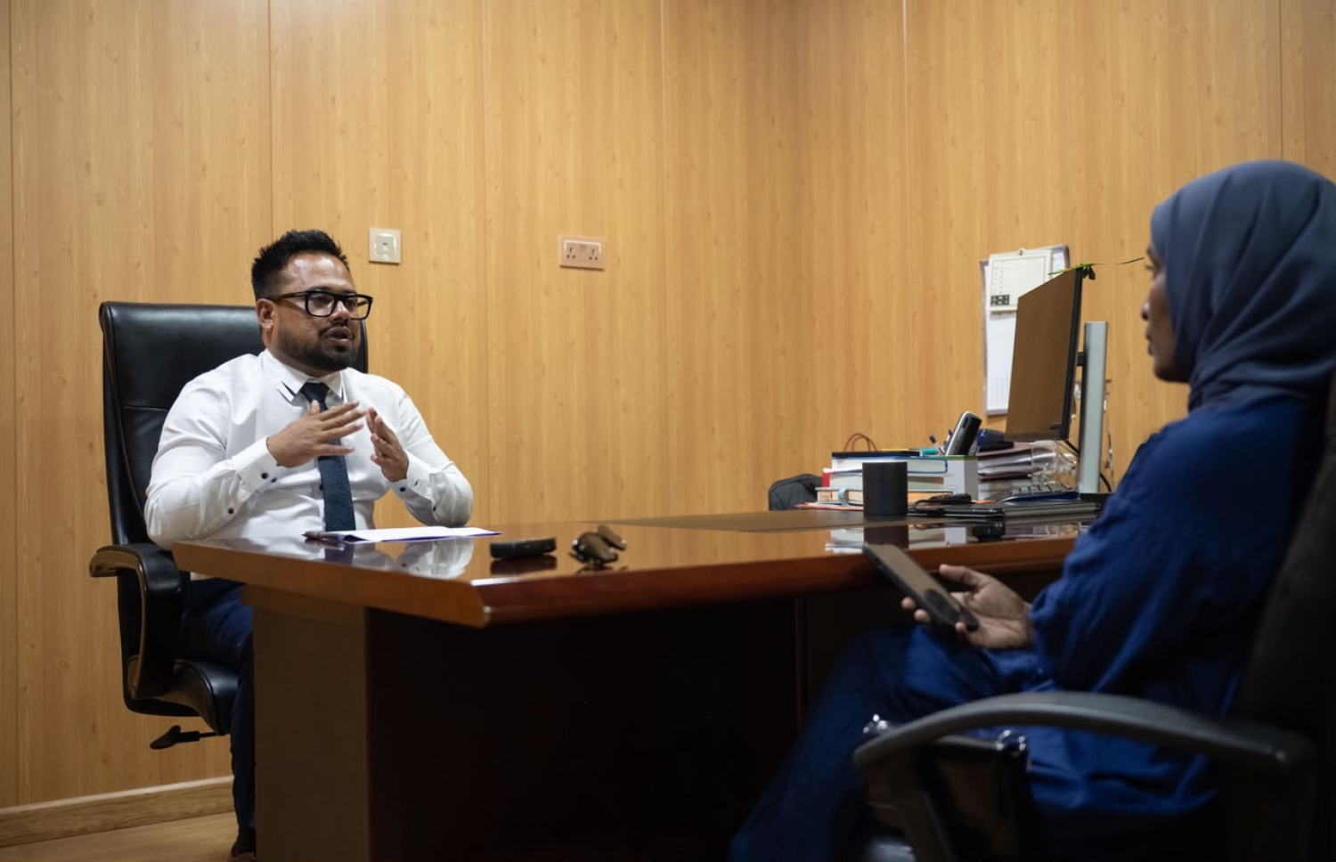 މިފްކޯގެ މެނޭޖިން ޑިރެކްޓަރު އަނަސް "މިހާރު" އާ ވާހަކަދައްކަވަނީ. އޭނާ ވިދާޅުވީ، އާ ޕްރޮޖެކްޓްތަކާ އެކު ކުންފުނީގެ ކޯލްޑް ސްޓޯރޭޖް 11،000 ޓަނަށް އިތުރު ކުރެވޭނެ ކަމަށް -- ފޮޓޯ: ނިޝާން އަލީ / މިހާރު