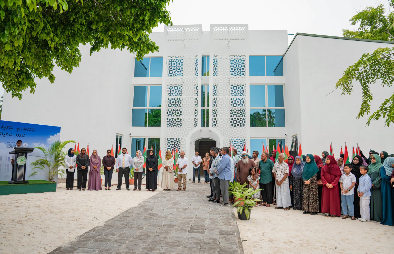 ފުވައްމުލަކުގައި ގުރުއާނާބެހޭ މަރުކަޒު ހުޅުވަން ބޭއްވި ރަސްމިއްޔާތު --- ފޮޓޯ/އިސްލާމިކް މިނިސްޓްރީ