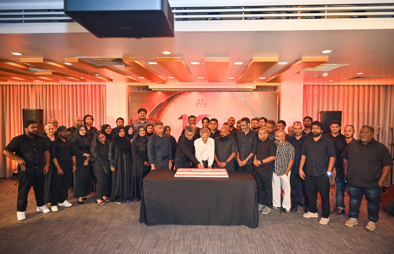 "މިހާރު"ގެ 10 ވަނަ އަހަރީ ދުވަސް ފާހަގަކުރުން