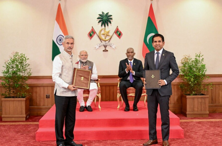 Kudhi viyafaarithakah iskandhee, Raajje-India minivan viyafaareege ebbasvun mi aharu fashan masakkaiy kuranee