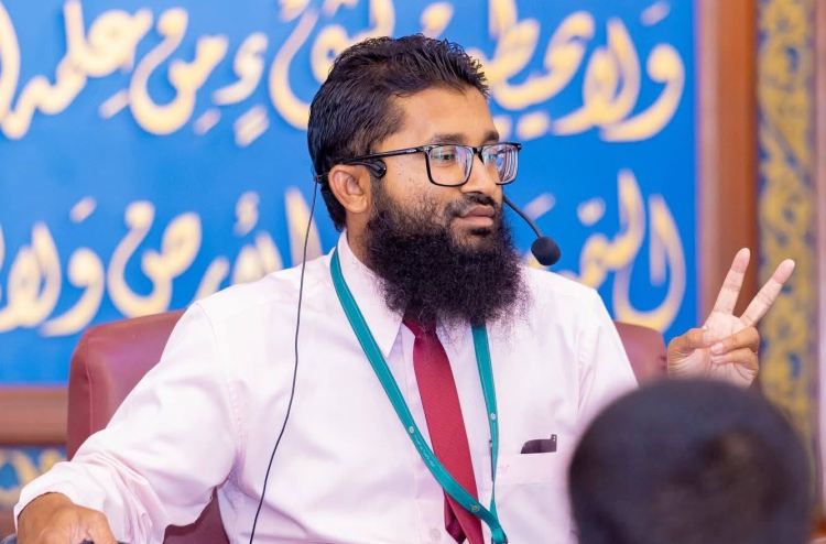 শিক্ষা খাতে সেবা দিতে ইমামের পদত্যাগ