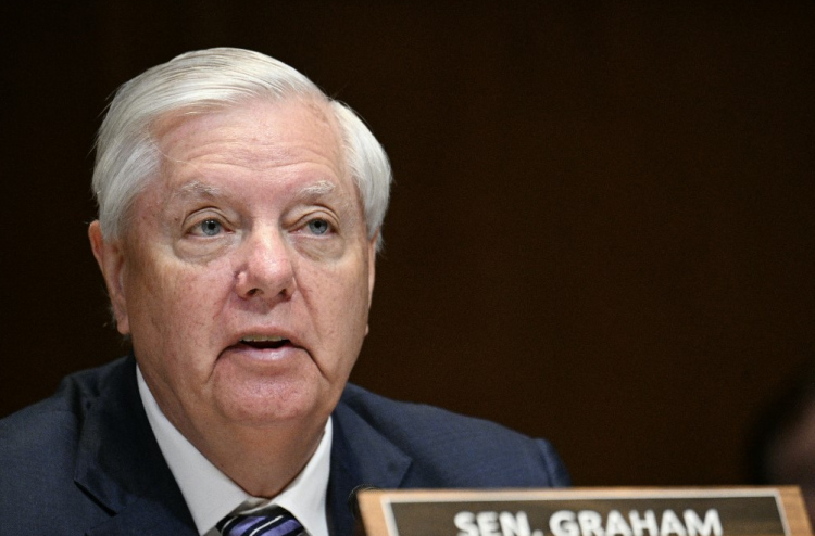 Gaza bimaa hamakuran govaalamun dhiya USA ge senator kulli gothakah maruvejje