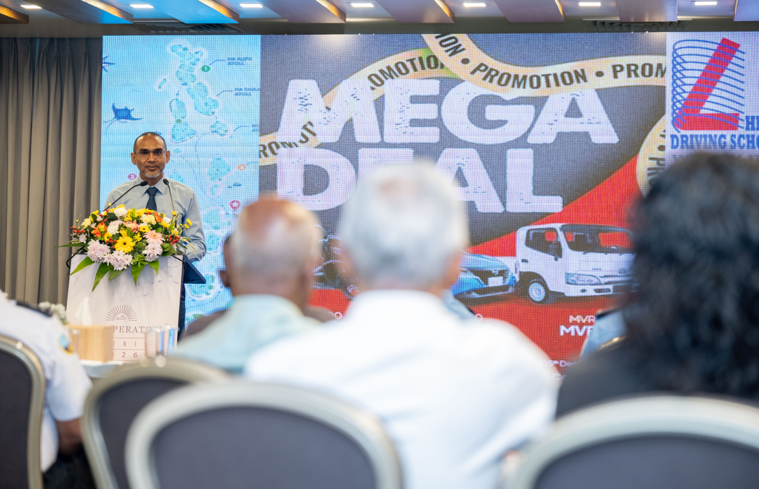 މިއަދު އޮތް ރަސްމިއްޔާތުގައި އެލިއާގެ ޖެނެރަލް މެނޭޖަރު އަހުމަދު ސައީދު ވާހަކަ ދައްކަވަނީ. -- ފޮޓޯ: ނިޝާން އަލީ | މިހާރު