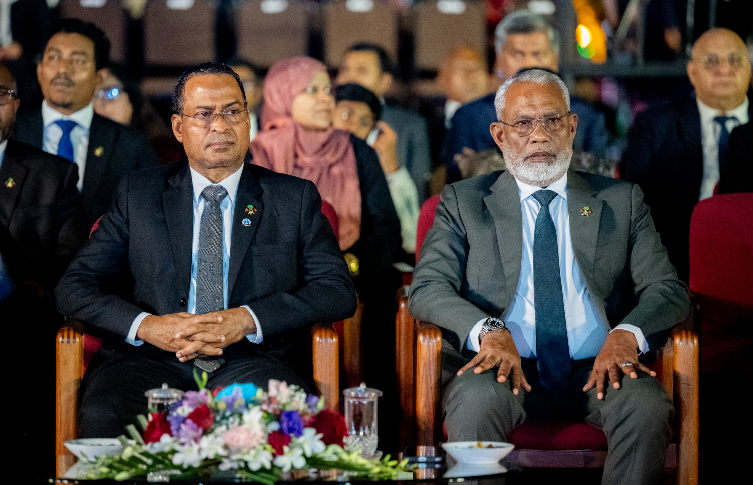 މިނިވަންދުވަހުގެ ކުޅިވަރުތައް ދައްކާލަން ރޭ ބޭއްވި ރަސްމިއްޔާތުގައި މަޖިލީހުގެ ރައީސް އަބްދުލް ރަހީމް އަބްދުﷲ އަދި އުއްތަމަ ފަނޑިޔާރު އަބްދުއްޣަނީ މުހައްމަދު ބައިވެރިވެވަޑައިގަންނަވަނީ.-- ފޮޓޯ: ނިޝާން އަލީ | މިހާރު