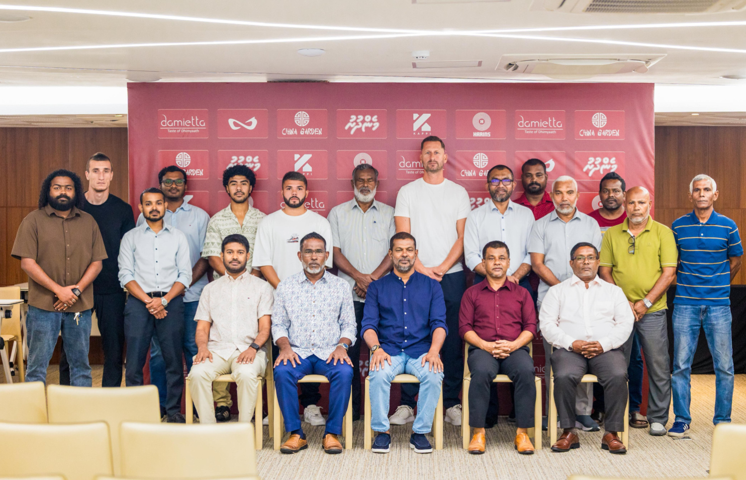 ވިކްޓަރީގެ ބޯޑް މެންބަރުން