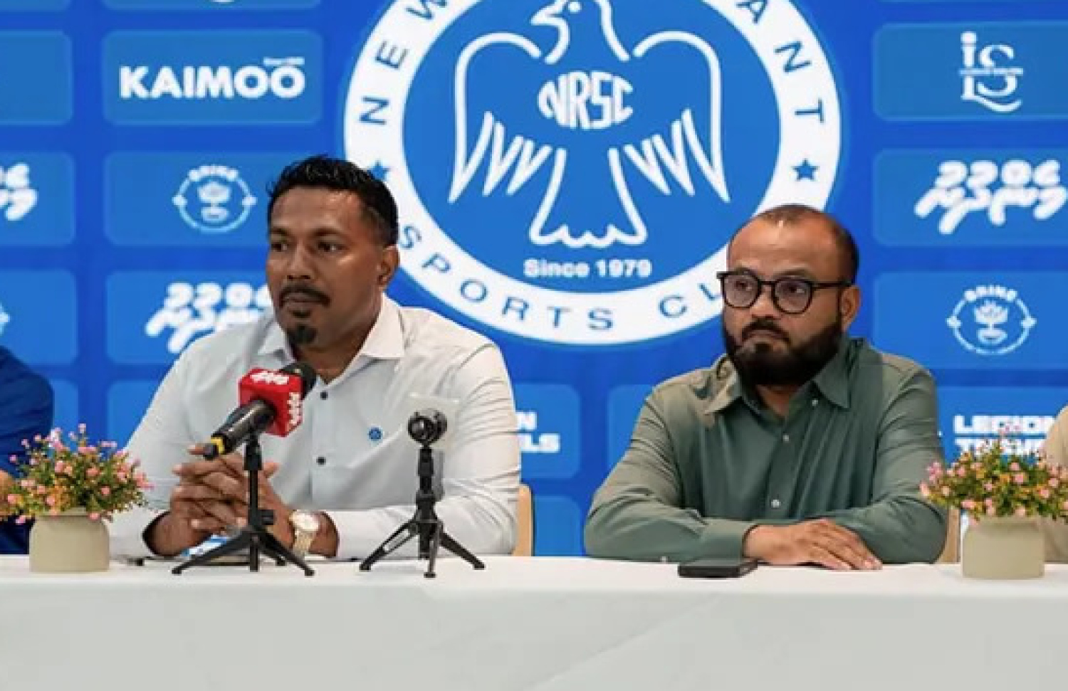 ނިއުގެ ޗެއާމަން އަހްމަދު މުބީން (ވ) އާއި ނައިބު ރައީސް މުޖުތޮބާ ޖަލީލު