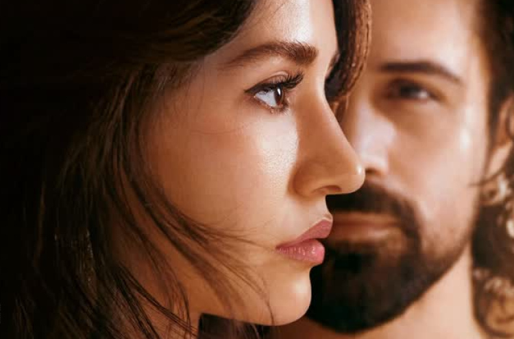 Furathama hafthaa bandhu nimunu iru Emraan Hashmi ge aa film ah 100 crore rupees