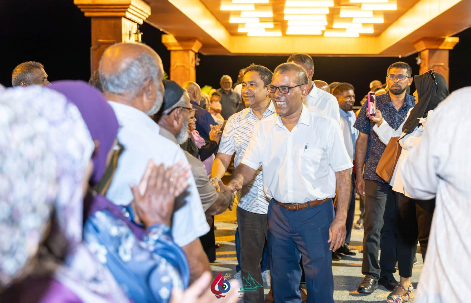 ނަޝީދާއި ޔާމީނަށް ތިނަދޫން މިރޭ މަރުހަބާ ދަންނަވަނީ.