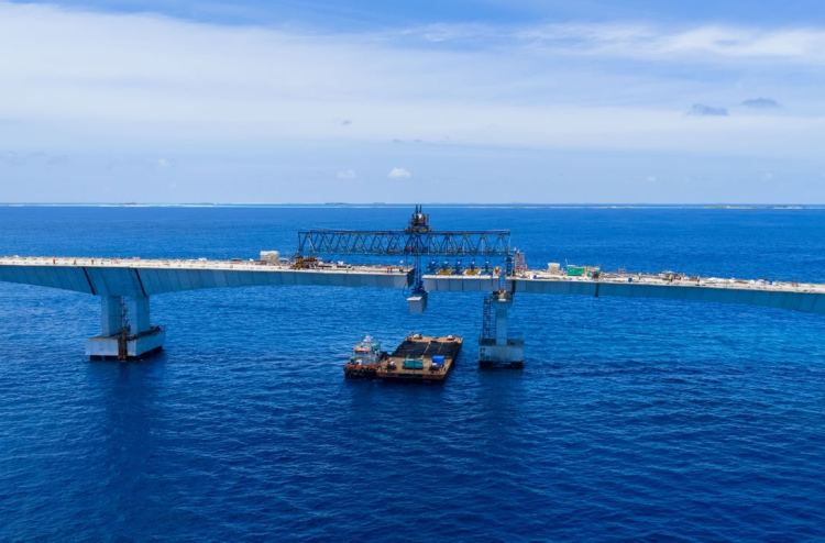 Thilamale Bridge ge fahu segment aa eku Male aai Vilimale gulhuvaalaifi