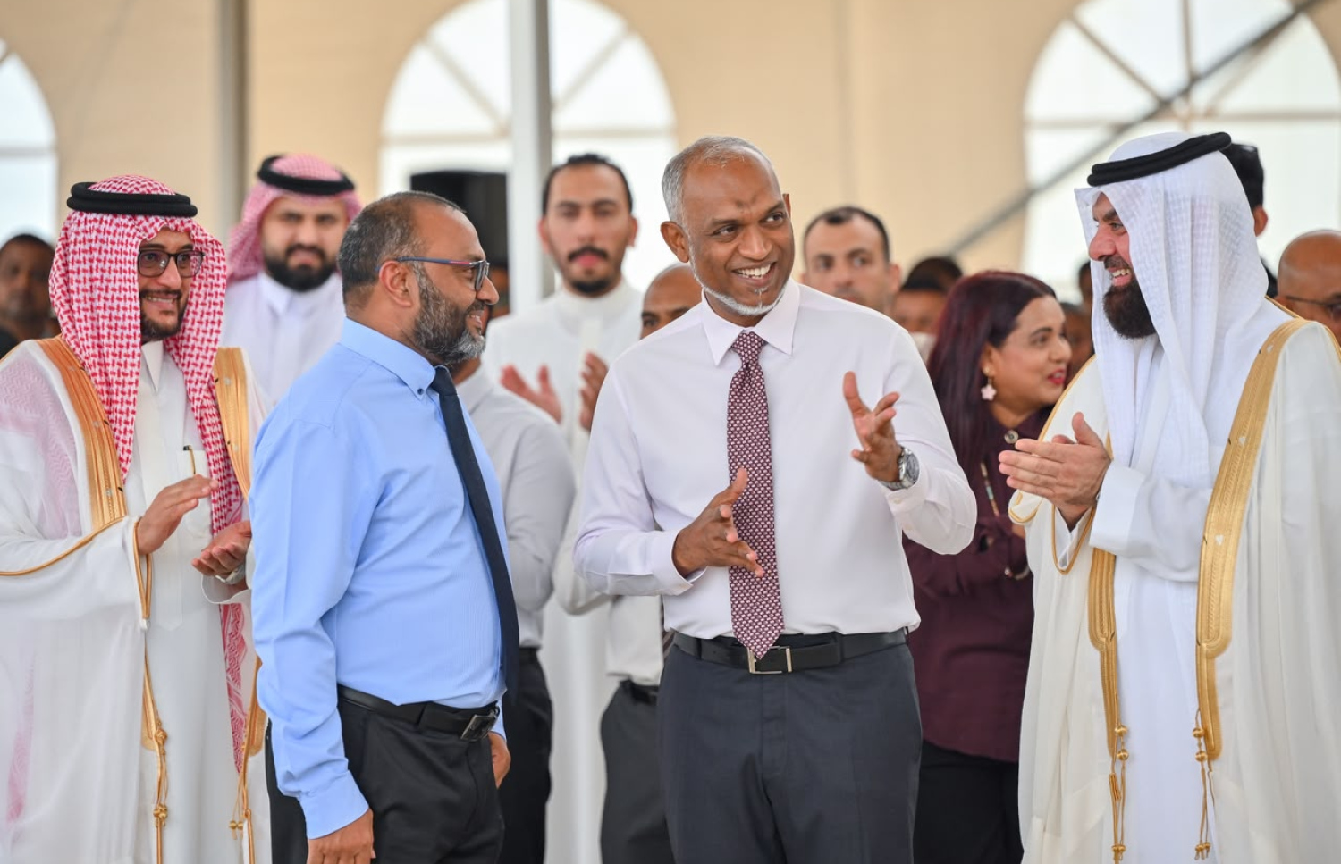 ރާއްޖޭގެ އެންމެ ބޮޑު މިސްކިތުގެ ބިންގާ އެޅުމުގެ ރަސްމިއްޔާތު - ފޮޓޯ: ފަޔާޒު މޫސާ | މިހާރު