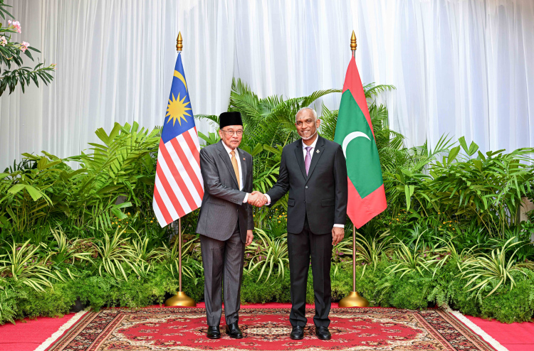 Malaysia in Raajje ah 100 million dollar ge facility eh hamajassaidhenee