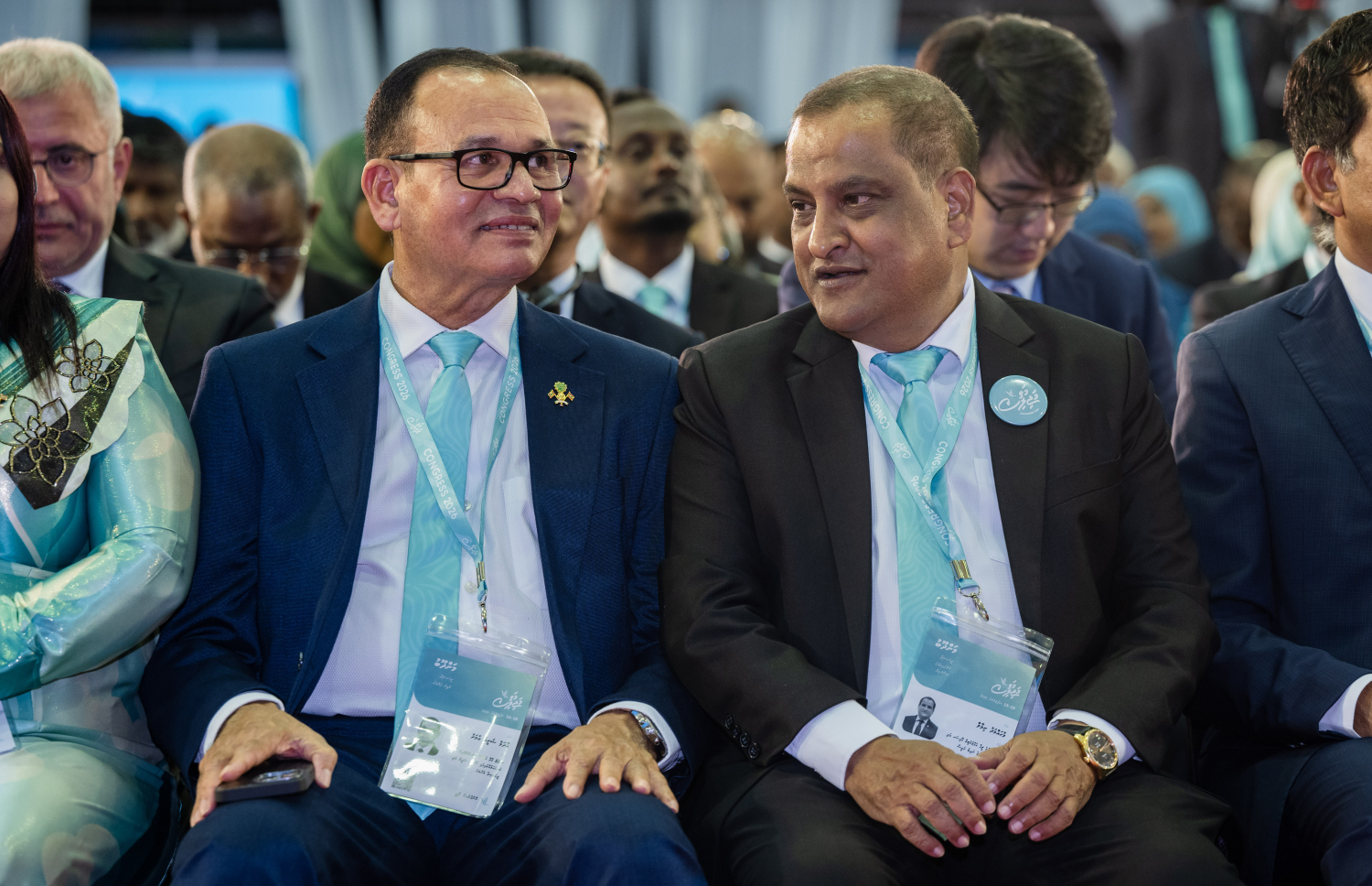ޕީއެންސީގެ ކޮންގްރެސް ފެށުމުގެ ރަސްމިއްޔާތުގައި، ގަތަރުގައި ހުންނަވާ ސަފީރު އާދަމް ޝަރީފް އުމާރު އާ އެލްޖީއޭގެ ޗީފް އެގްޒެކެޓިވް އޮފިސަރު މުހައްމަދު ނިމާލް ބައިވެރިކުރައްވަނީ  -- ފޮޓޯ: ފަޔާޒު މޫސާ | މިހާރު