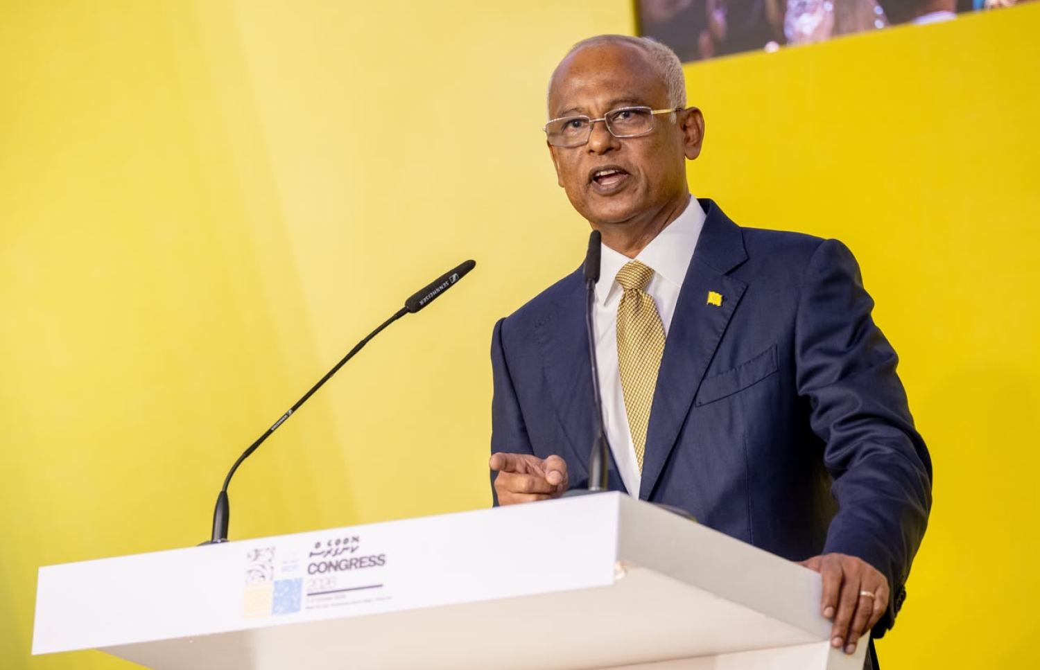 ކުރީގެ ރައީސް އިބްރާހިމް މުހައްމަދު ސޯލިހު (އިބޫ) އެމްޑީޕީގެ ކޮންގްރެސް ފެށުމަށް ބޭއްވި ޖަލްސާގައި - ފޮޓޯ: ފަޔާޒު މޫސާ | މިހާރު
