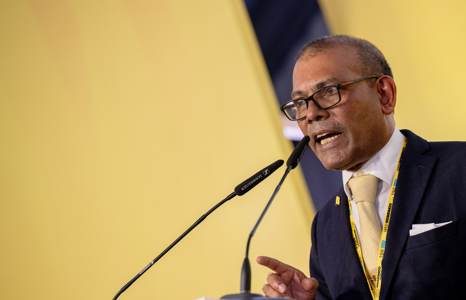 އެމްޑީޕީގެ ފަސް ވަނަ ކޮންގްރެސް ފެށުމުގެ ރަސްމިއްޔާތުގައި އެ ޕާޓީގެ ޗެއާޕާސަން އަދި ކުރީގެ ރައީސް މުހައްމަދު ނަޝީދު ވާހަކަފުޅު ދައްކަވަނީ.--- ފޮޓޯ: ފަޔާޒު މޫސާ | މިހާރު