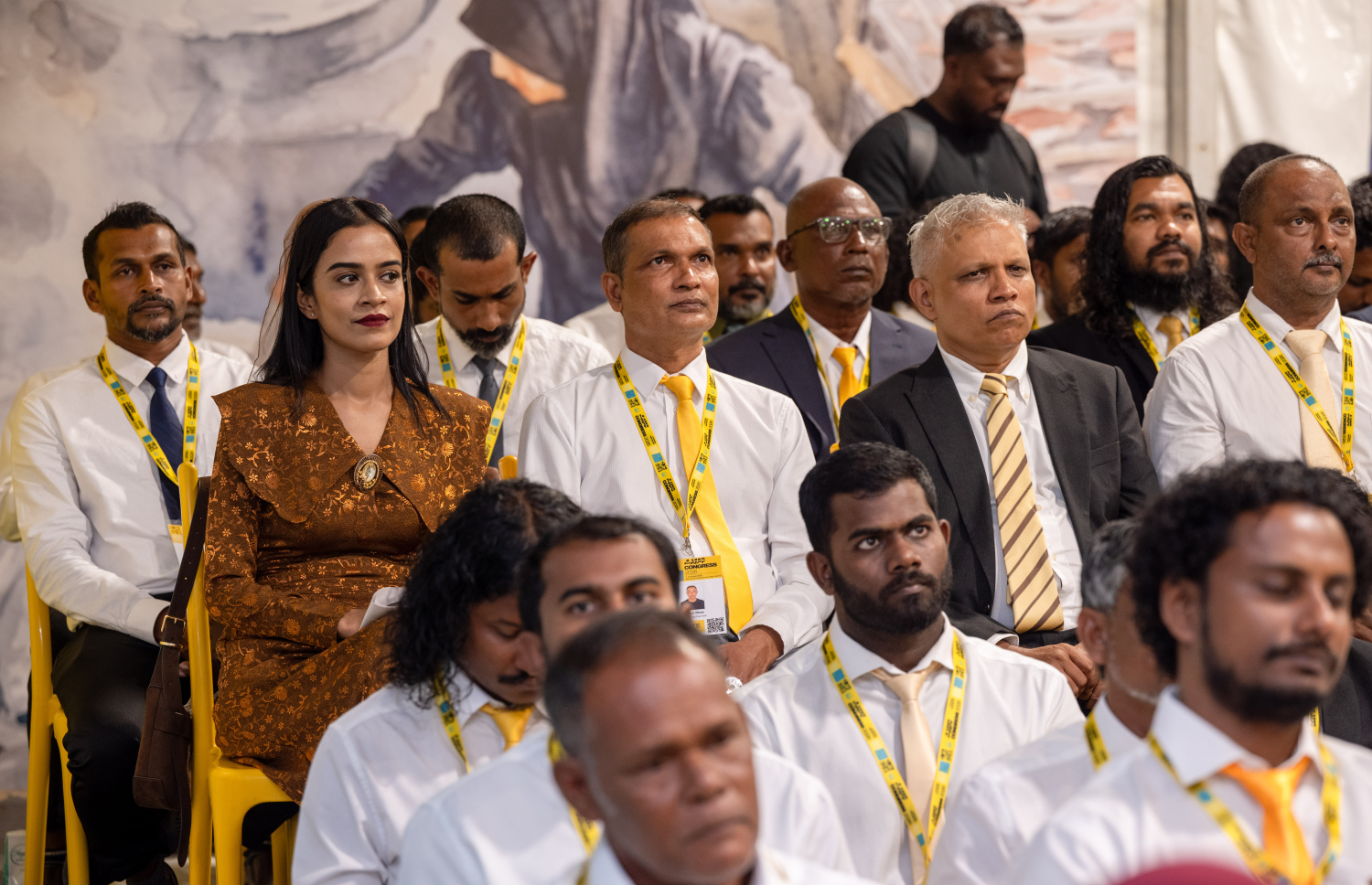 އެމްޑީޕީގެ ކޮންގްރެސް ފެށުމުގެ ރަސްމިއްޔާތުގައި އެ ޕާޓީގެ އާންމު މެމްބަރުން ބައިވެރިވަނީ -- ފޮޓޯ: ފަޔާޒު މޫސާ | މިހާރު