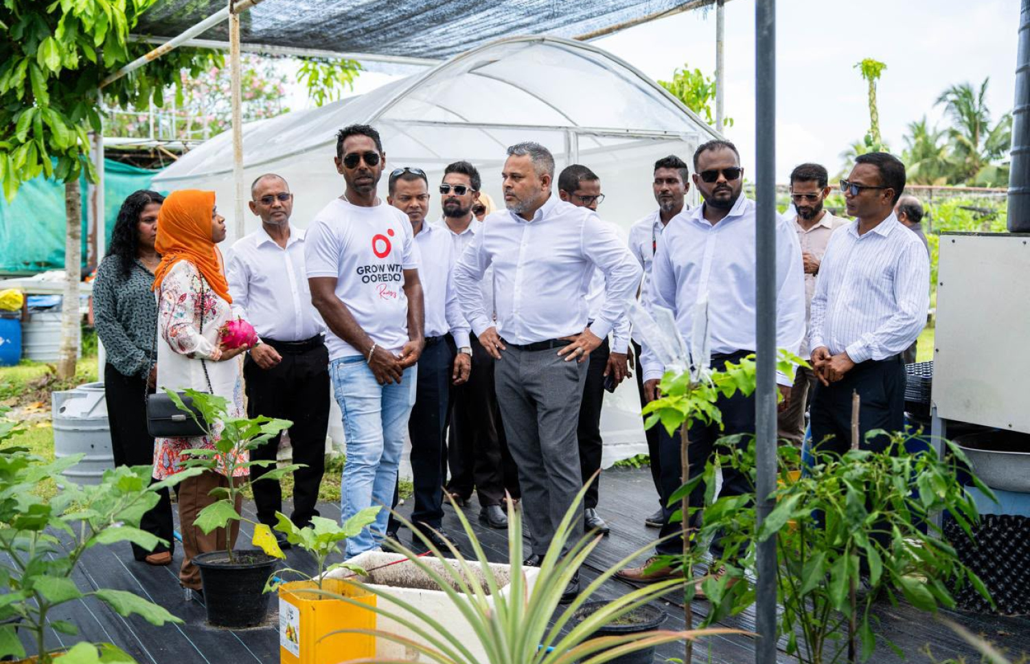 ފަސް މިލިއަން ގަސް މަޝްރޫއުގެ ދަށުން ސ. މީދޫގައި ހުޅުވި ނާސަރީ، މިނިސްޓަރު ޝިޔާމް ބައްލަވާލައްވަނީ--- ފޮޓޯ: އެންވަޔަރަނަމަންޓް މިނިސްޓްރީ