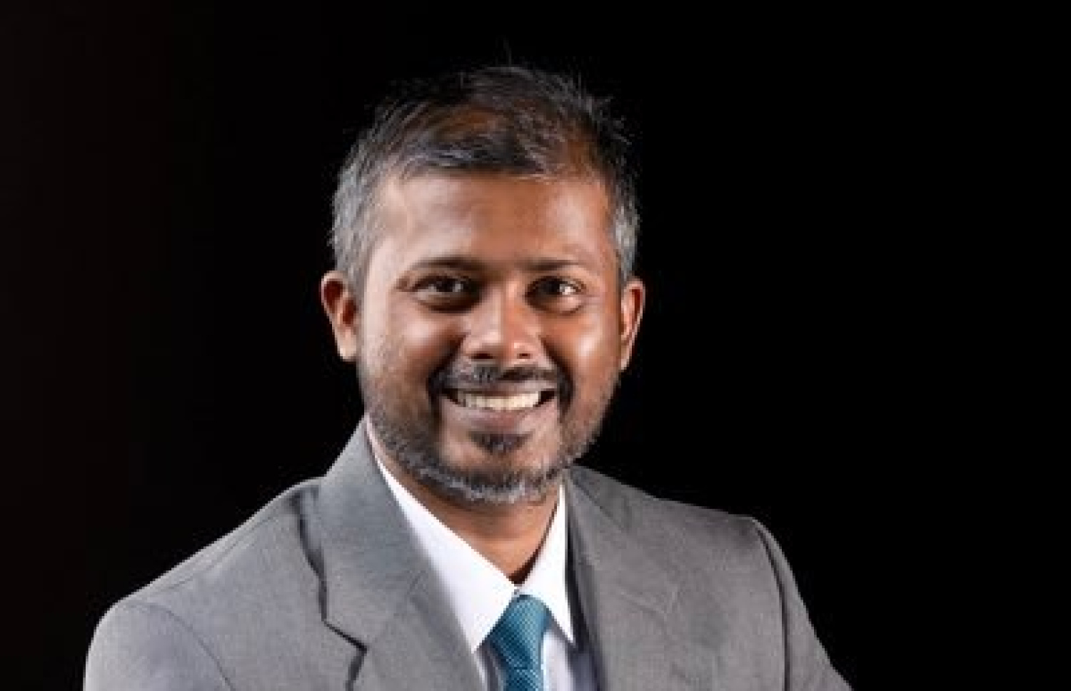 ރޯކުރަން ހިތްވަރުދީ ސްޓޭޓަސް ޖެހި ޒިހާން.