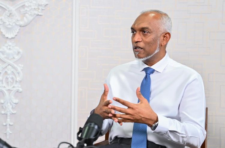 އިޒްރޭލް މީހުންނަށް ރަސްމާލޭން ތަންތަން ހޯދުމާއި ގަތުން ގާނޫނުން މަނާވާނެ: ރައީސް