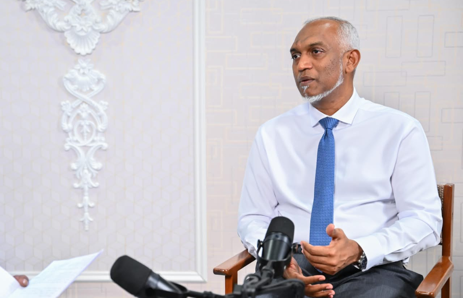 "ދަ ޕަލްސް" ޕޮޑްކާސްޓުގައި ރައީސް ޑރ. މުހައްމަދު މުއިއްޒު ވާހަކަދައްކަވަނީ.-- ފޮޓޯ: ރައީސް އޮފީސް