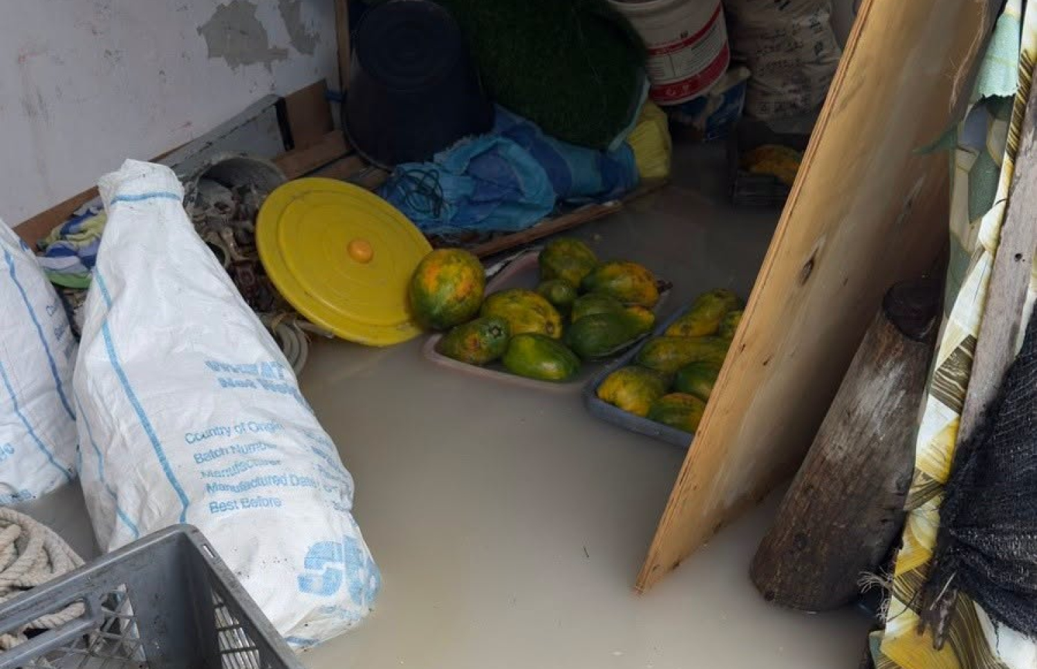 ވިއްސާރާގައި ގެ އެއްގައި ފެންބޮޑުވެފައި-- ފޮޓޯ: އެންޑީއެމްއޭ