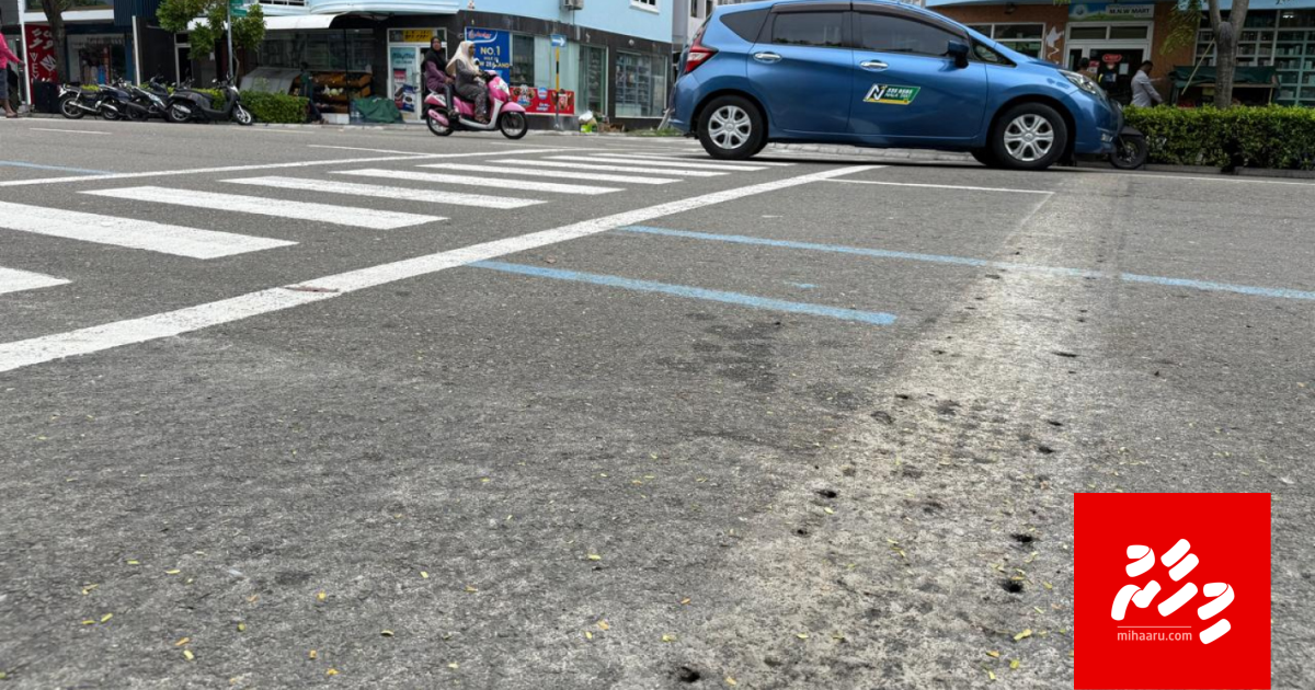 ފާޑުކިޔުން އަމާޒުވި ސްޕީޑު ބްރޭކަރުތައް ހުޅުމާލޭގެ މަގުތަކުން ނަގައިފި